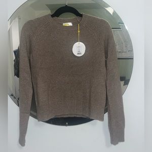 100% cashmere sweater - XS NEVER WORN